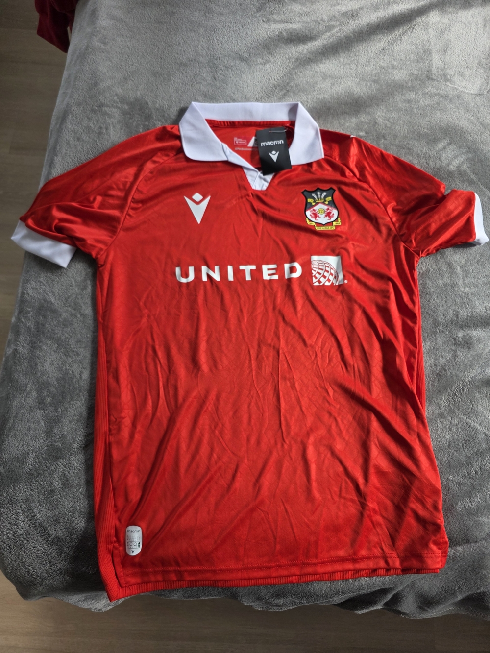 MACARON Red and White Men’s Jersey
